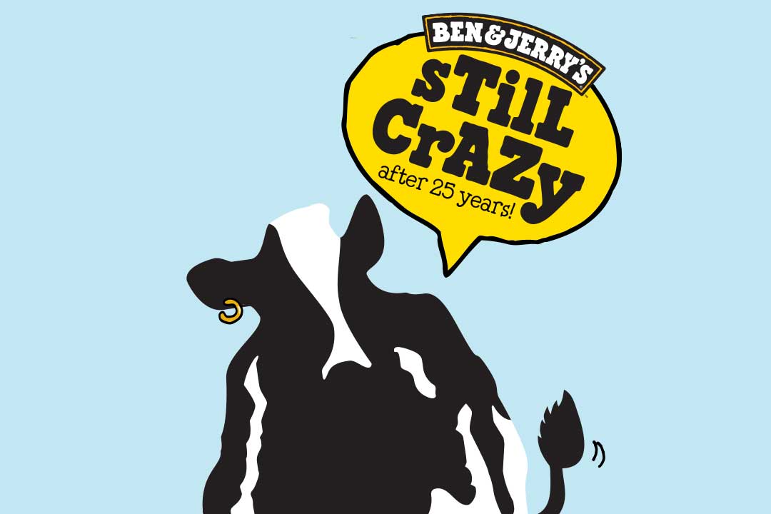 Woodie la mucca con la nuvoletta che recita “Still crazy after 25 years” 